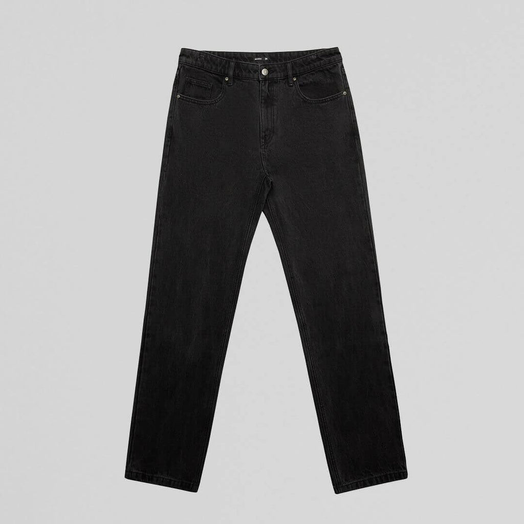 STRAIGHT JEANS
