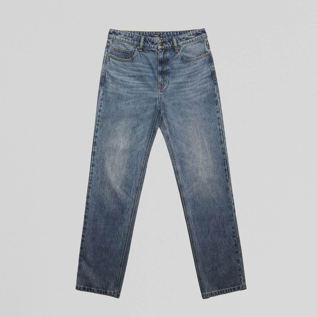 STRAIGHT JEANS